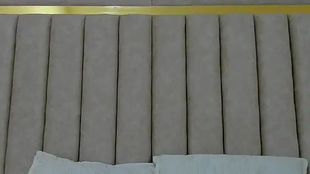 FreyaMoller online show from October 17, 7:49 pm