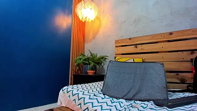 french sexx online show from January 8, 4:44 am