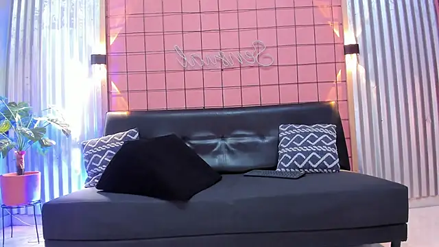 french sexx online show from January 9, 8:11 pm