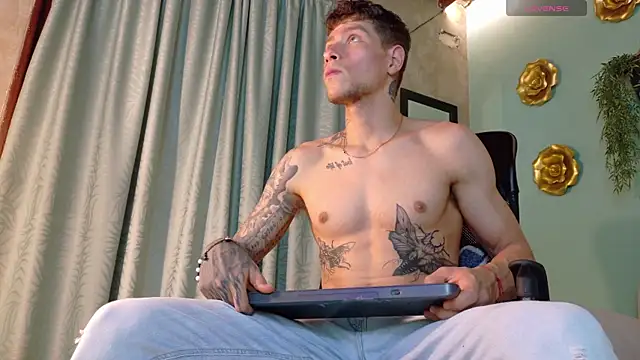 french sexx online show from May 15, 12:56 pm