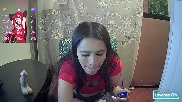 Snapshot of Hanha00 chatting on March 3, 2:23 pm Hanha00 online show from March 3, 2:23 pm