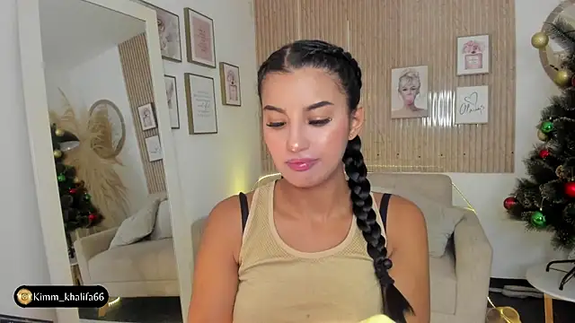 Snapshot of Kimm_khalifa chatting on January 11, 9:04 pm Kimm khalifa online show from January 11, 9:04 pm