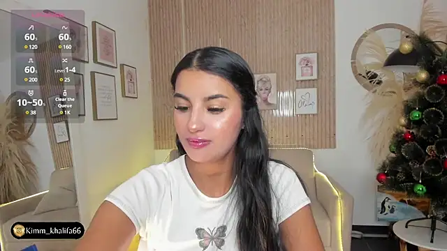 Snapshot of Kimm_khalifa chatting on January 13, 9:42 pm Kimm khalifa online show from January 13, 9:42 pm
