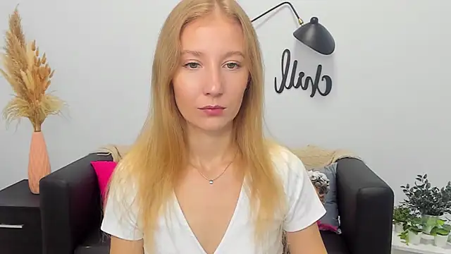 LolaWilsons online show from September 19, 6:15 am