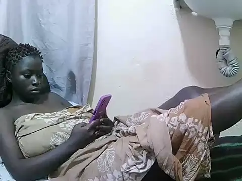 Snapshot of beauty_anjela chatting on June 28, 7:36 am beauty anjela online show from June 28, 7:36 am