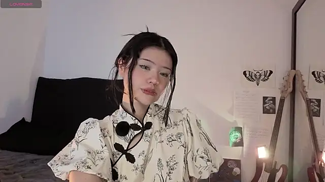 Snapshot of sweet_soup chatting on May 18, 11:43 pm sweet soup online show from May 18, 11:43 pm