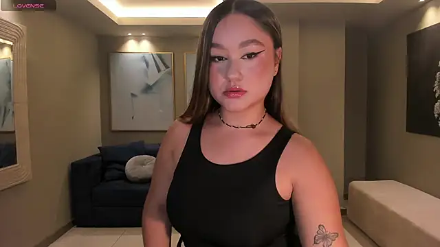 Snapshot of SamanthaConnor_ chatting on January 2, 6:23 pm SamanthaConnor online show from January 2, 6:23 pm