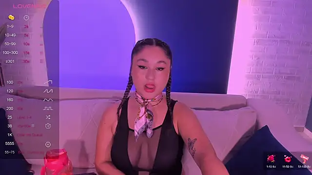 Snapshot of SamanthaConnor_ chatting on January 25, 7:18 pm SamanthaConnor online show from January 25, 7:18 pm
