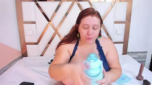 Camila Fajardo online show from October 10, 1:37 am