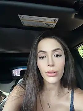 Snapshot of Amber_Rush_ chatting on May 4, 8:16 pm Amber Rush online show from May 4, 8:16 pm