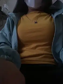 Snapshot of Tuongvy05 chatting on January 14, 2:00 pm Tuongvy05 online show from January 14, 2:00 pm