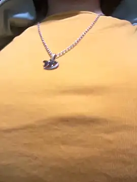 Snapshot of Tuongvy05 chatting on January 17, 5:53 am Tuongvy05 online show from January 17, 5:53 am