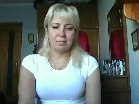 IrinaB1 online show from September 23, 5:21 am