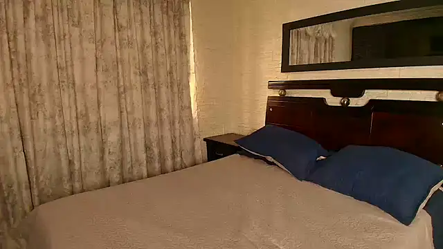 Susana hank2 online show from September 30, 7:30 pm