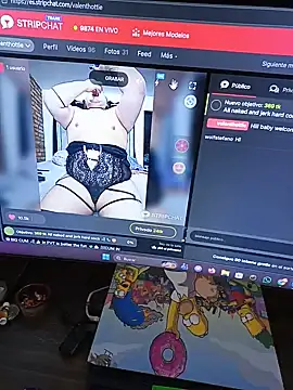 Snapshot of valenthottie chatting on May 16, 4:42 am valenthottie online show from May 16, 4:42 am