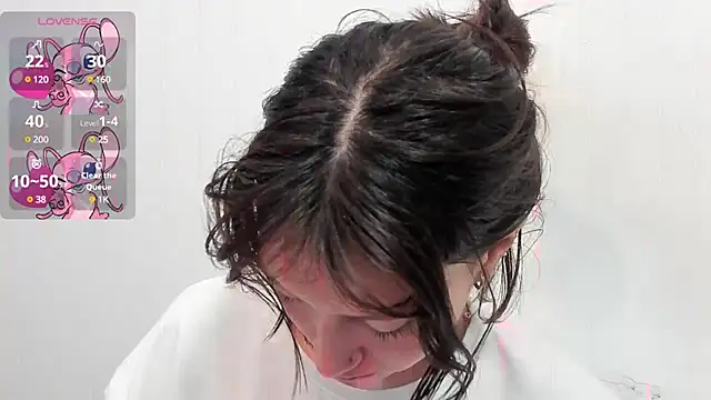 Snapshot of lizzy_davis_1 chatting on February 10, 3:57 am lizzy davis 1 online show from February 10, 3:57 am