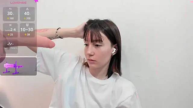 Snapshot of lizzy_davis_1 chatting on February 28, 3:48 am lizzy davis 1 online show from February 28, 3:48 am