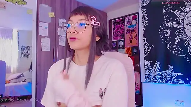 melissahowl online show from September 26, 4:44 pm