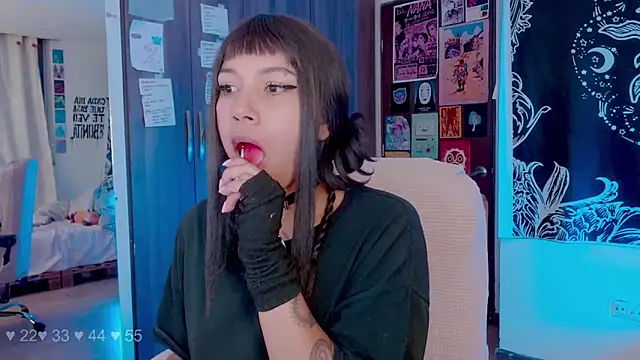 melissahowl online show from October 8, 1:03 am