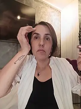 Snapshot of IsisBlake chatting on March 14, 3:23 am IsisBlake online show from March 14, 3:23 am