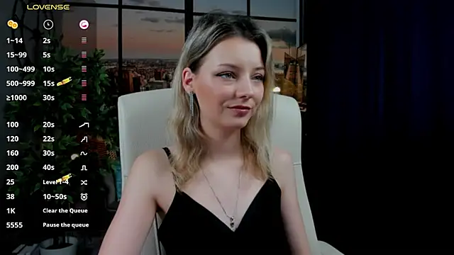 Snapshot of pretty_little_thing chatting on January 26, 2:03 am pretty little thing online show from January 26, 2:03 am