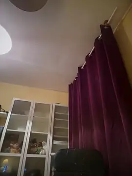 Snapshot of Carlita_cute chatting on September 24, 9:29 pm Carlita cute online show from September 24, 9:29 pm