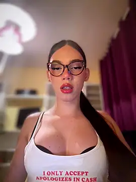 Snapshot of Carlita_cute chatting on October 7, 7:22 pm Carlita cute online show from October 7, 7:22 pm