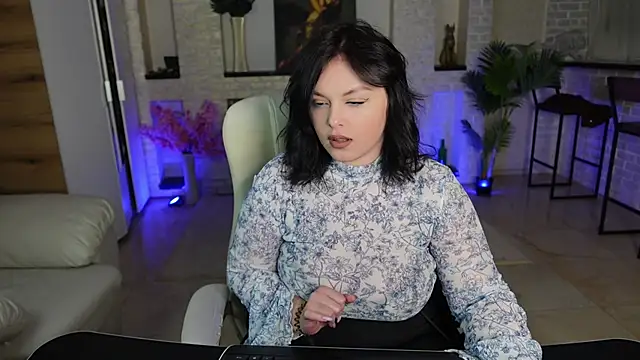 Snapshot of Daniela_Kitty_ chatting on March 13, 8:43 am Daniela Kitty online show from March 13, 8:43 am