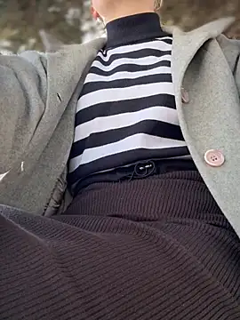 Snapshot of Crazy-Rosa chatting on February 19, 5:25 am Crazy-Rosa online show from February 19, 5:25 am