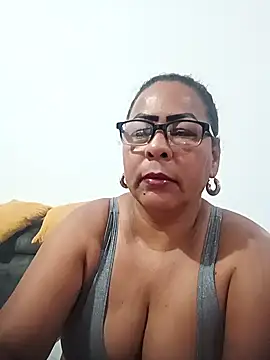 Afroditabichota online show from November 4, 7:51 am