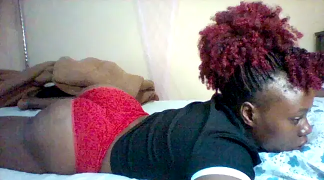 Snapshot of EBONYVANILLA02 chatting on February 11, 12:27 pm EBONYVANILLA02 online show from February 11, 12:27 pm