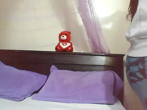 Snapshot of EBONYVANILLA02 chatting on March 20, 12:32 pm EBONYVANILLA02 online show from March 20, 12:32 pm