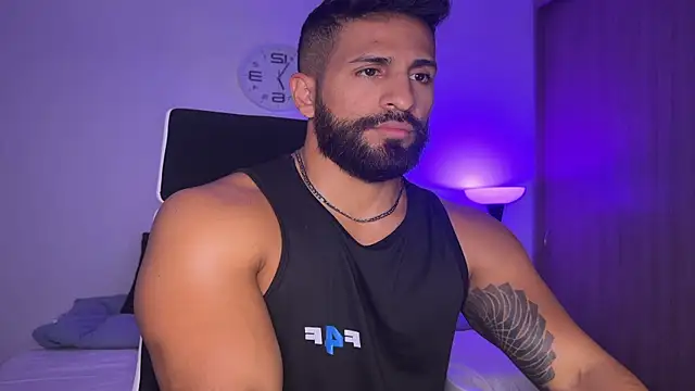 SamDornan online show from February 6, 11:58 pm
