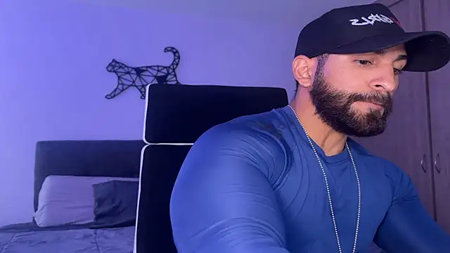SamDornan online show from February 16, 9:05 pm
