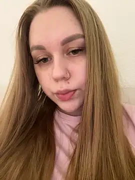 Marylallka5 online show from May 13, 2:25 pm