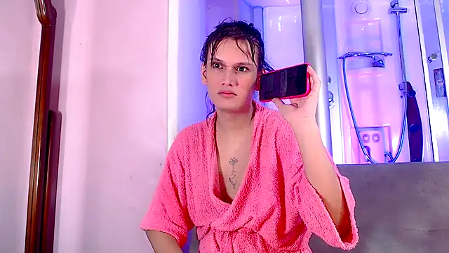 sexy-luna-star-ts online show from October 1, 11:22 pm