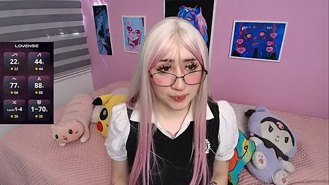 Snapshot of Miwa_violet chatting on November 8, 6:07 pm Miwa violet online show from November 8, 6:07 pm