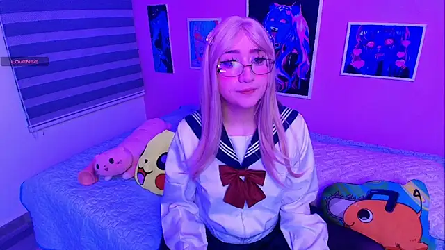 Snapshot of Miwa_violet chatting on January 5, 11:41 pm Miwa violet online show from January 5, 11:41 pm