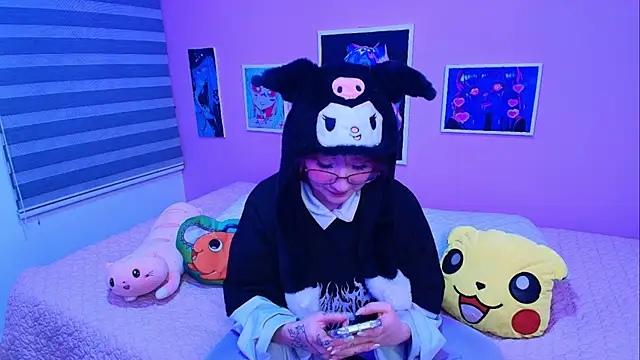 Snapshot of Miwa_violet chatting on January 13, 3:45 am Miwa violet online show from January 13, 3:45 am