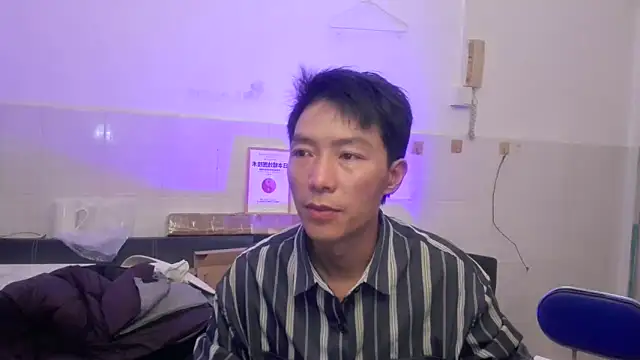 Snapshot of xhqds chatting on May 5, 10:45 am xhqds online show from May 5, 10:45 am