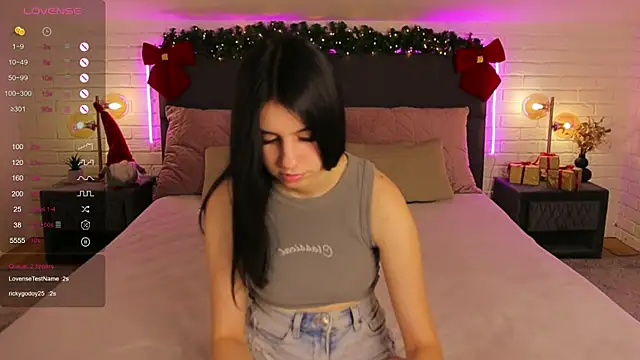 Dina Foxxx online show from December 20, 7:12 am