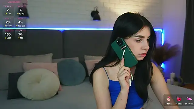 Dina Foxxx online show from March 8, 6:43 am