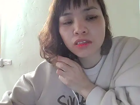 Angela-Eira online show from December 4, 9:07 am