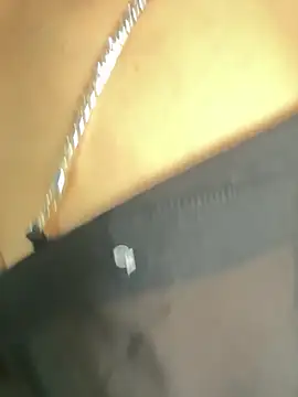 Snapshot of MonicaMoret chatting on March 21, 12:21 pm MonicaMoret online show from March 21, 12:21 pm