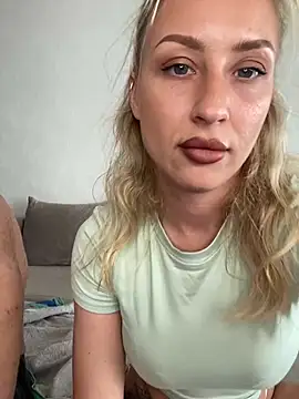 belle98 online show from March 21, 1:56 pm