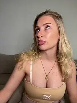 belle98 online show from May 18, 11:38 am