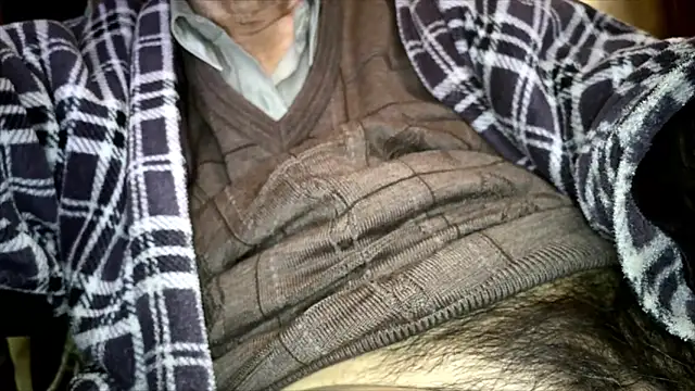 Snapshot of hidenyan02 chatting on February 24, 11:19 pm hidenyan02 online show from February 24, 11:19 pm