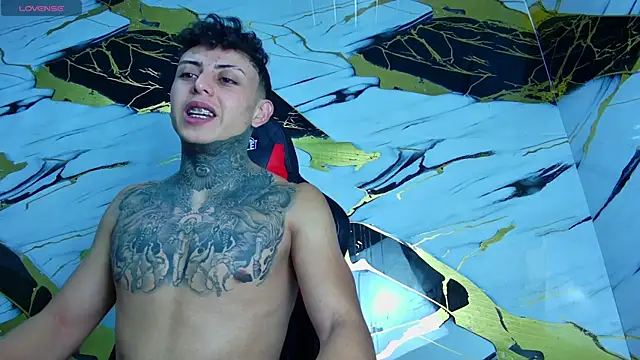 Kevin22 222 online show from March 18, 6:57 am