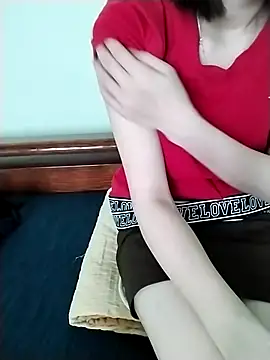 Luxcute286 online show from March 18, 5:10 am