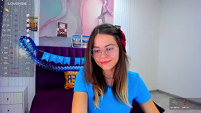 Kelly Cuutie online show from September 25, 12:47 am